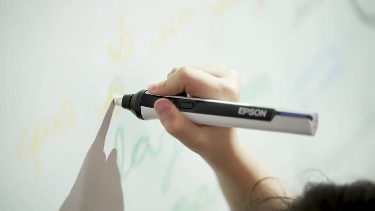 Como projetores interativos estão transformando a experiência de aprendizagem nas escolas